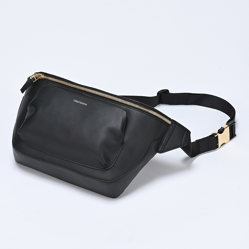 ボディバッグ　廃棄リンゴからうまれたサステナブル素材“アップルレザー”使用(SALASANAさん)のメインイメージ