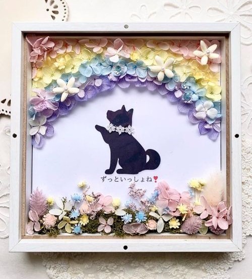 【うちの子フレーム/虹のお花畑】AR-510 / 21×21×D5㎝/木枠ガラスフレーム/写真・お名前・メッセージ入(フルールちよさん)のメインイメージ