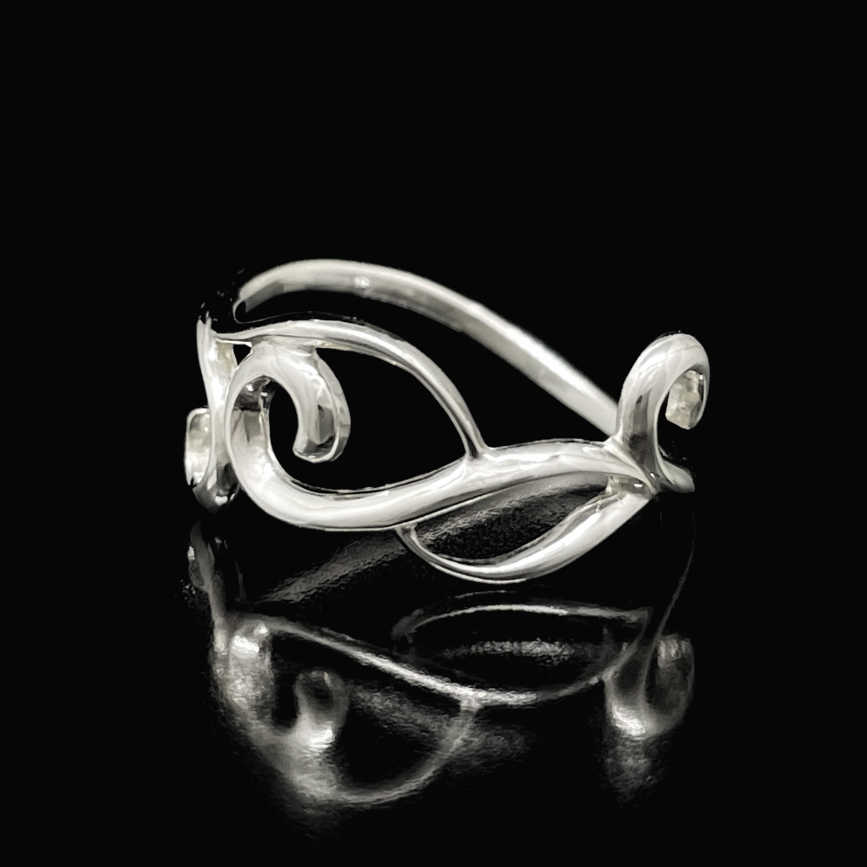 【8号〜14号】アラベスクウェイブリング　シルバーリング(Studio Tinkerさん)のメインイメージ