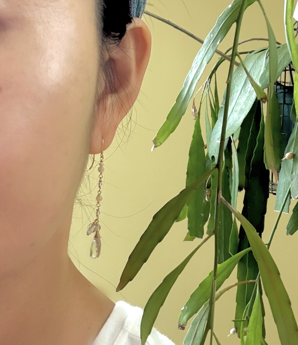 〜雫〜天然水晶14kgfピアス(nana＆jewelsさん)のメインイメージ