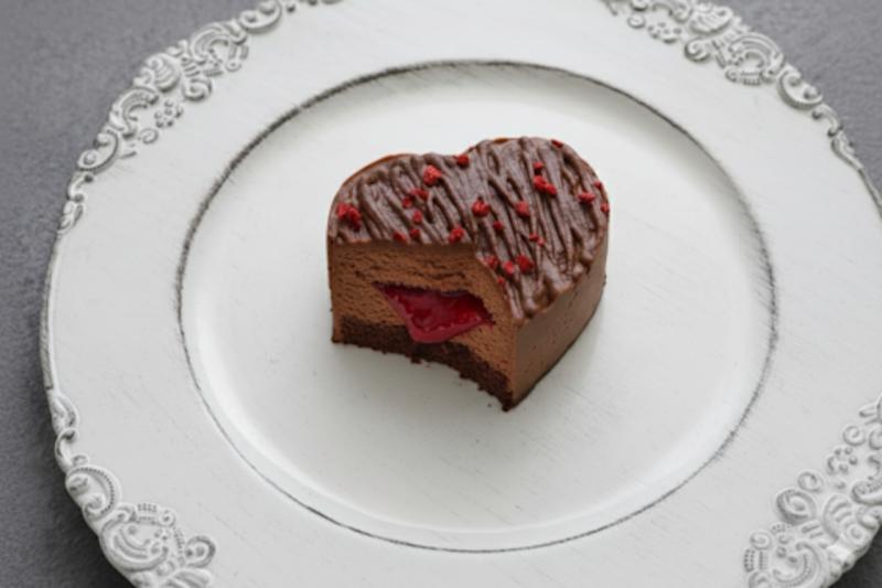 Rawチョコケーキ ハート　9cm(1〜2名分)　ローケーキ　母の日におすすめ☆(Maple Raw -メープル ロー-さん)のメインイメージ