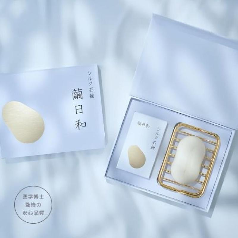 繭から生まれたエシカルソープ 繭日和 シルク石鹸 ギフトボックス(シルクさふんさん)のメインイメージ