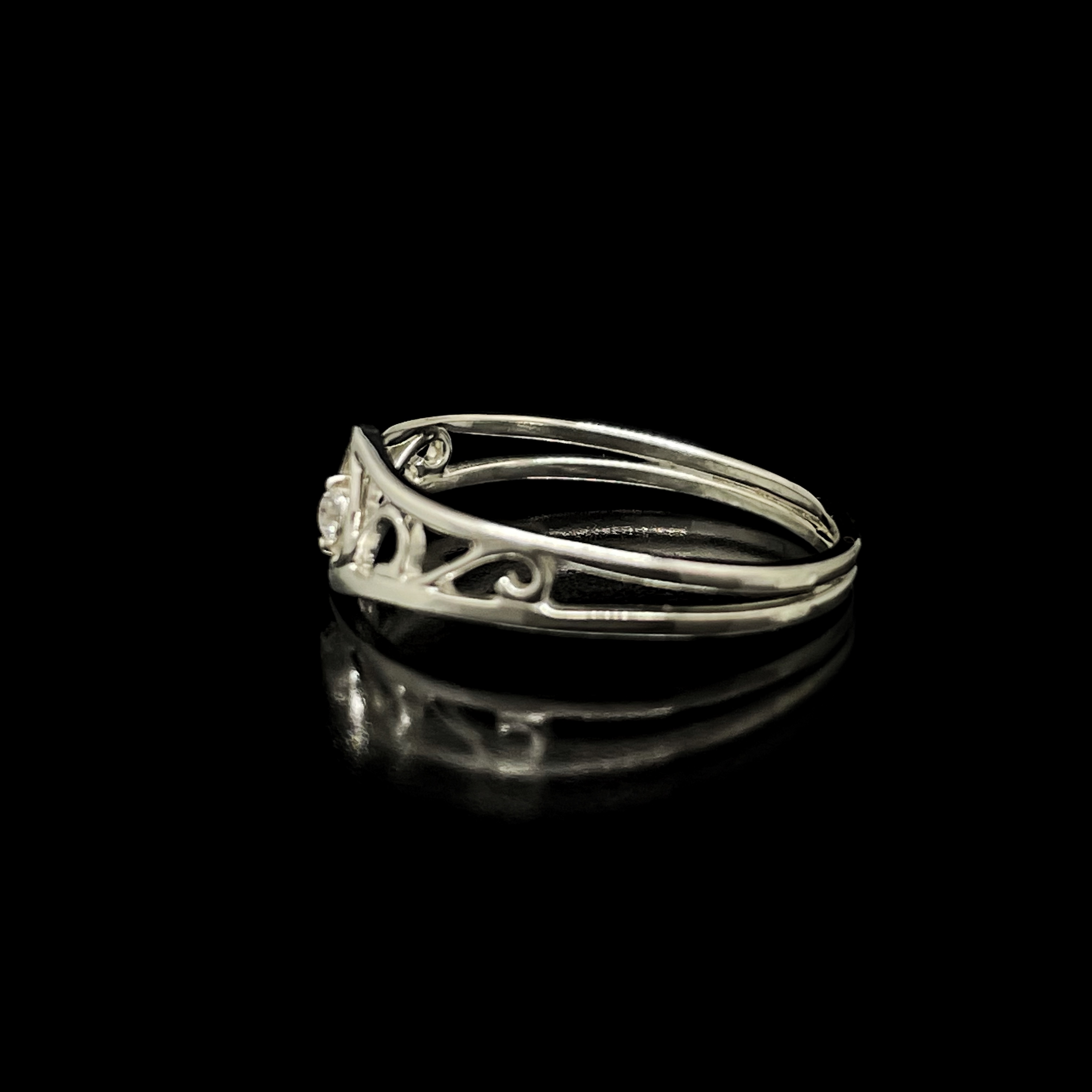 【8号〜15号】センターストーンティアラリング　シルバーリング(Studio Tinkerさん)のメインイメージ