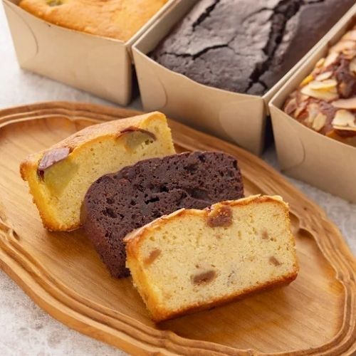 オリジナル焼き菓子 minot (ミノット) 　ガトーショコラ （箱入り１本）(箕面 時さん)のメインイメージ