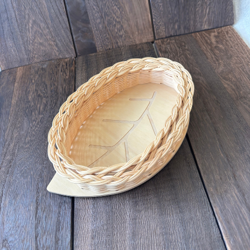 木と籐のリーフトレー(toAmu_rattan ‐トウアムラタン‐さん)のメインイメージ
