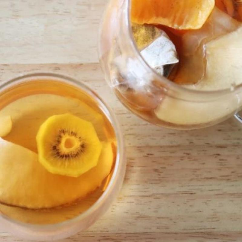 ノンシュガーグリーンルイボスティーdeフルーツティー[ラフランス・柿・キウイ・りんご]3個セット(BLUE BLUEBERRY FARMさん)のメインイメージ