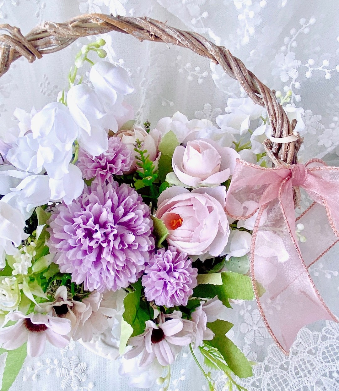 母の日ギフト・ふんわり花かごリース（カタリーヌフラワー）CA-602/size：約Φ23㎝(フルールちよさん)のメインイメージ