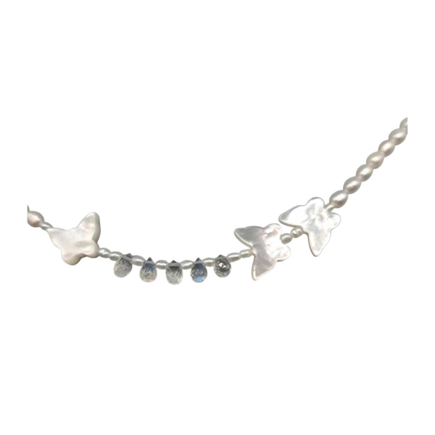 【Butterfly】蝶々型シェル×ブルームーンストーン×淡水パールブレスレット　MBL709(unupli jewelry ‐ウヌプリ ジュエリー‐さん)のメインイメージ