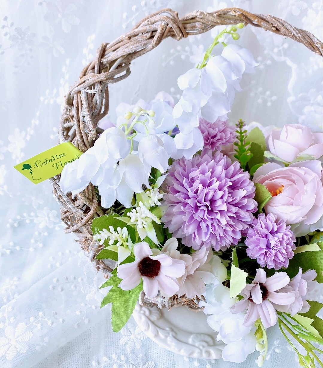 母の日ギフト・ふんわり花かごリース（カタリーヌフラワー）CA-602/size：約Φ23㎝(フルールちよさん)のメインイメージ