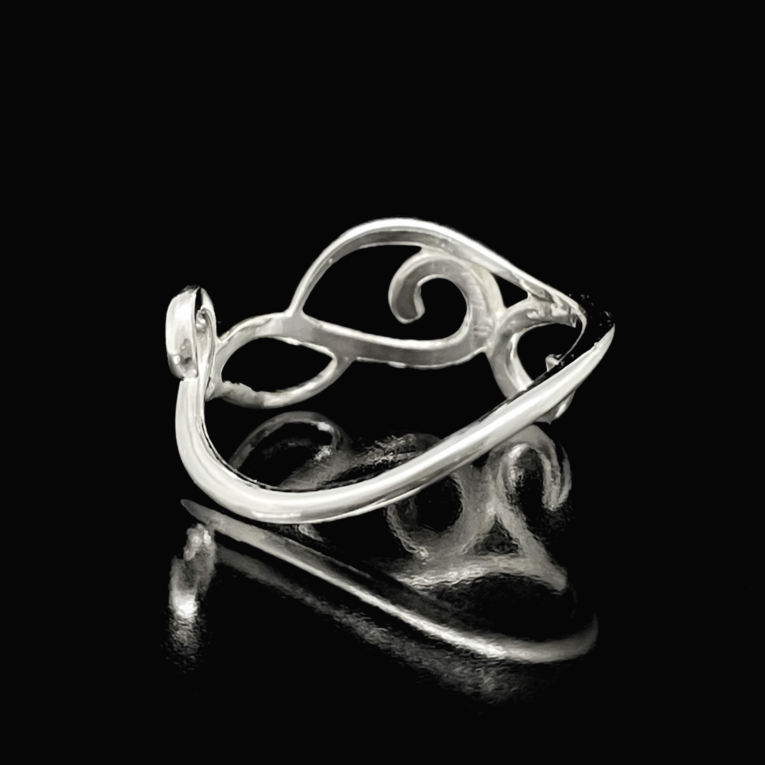 【8号〜14号】アラベスクウェイブリング　シルバーリング(Studio Tinkerさん)のメインイメージ